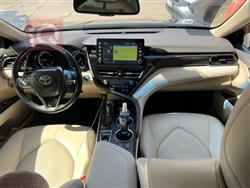 تۆیۆتا کامری